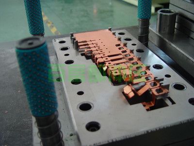 精密沖壓模具工藝性能都有哪些?