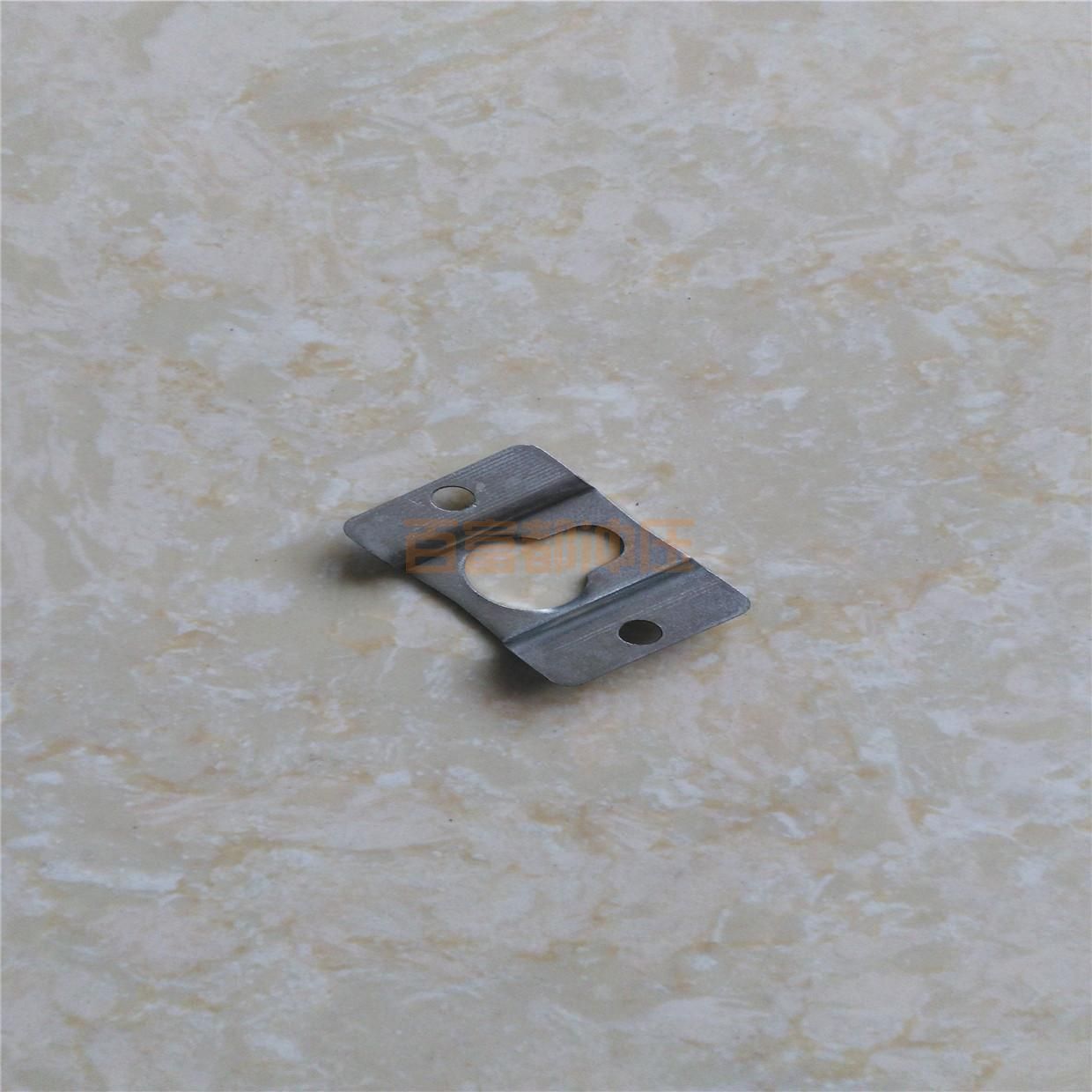 大小五金沖壓件的區(qū)別在哪?